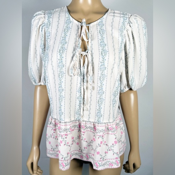 CeCe Tops - CeCe Women’s NWT Size Large Tie Front Floral Pattern Blouse